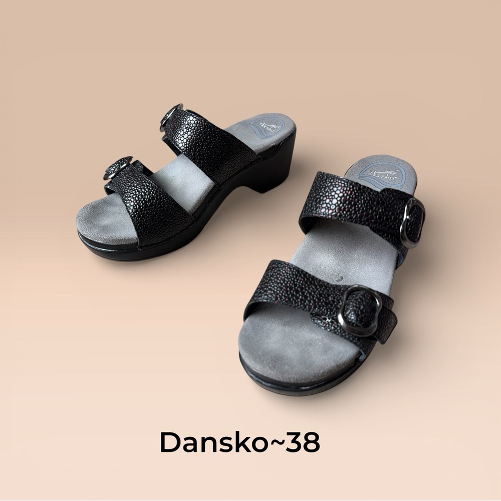 Dansko Black Pebbled Leather Comfort Slide Mule Sandals EU 38 (approx. US 7.5–8)